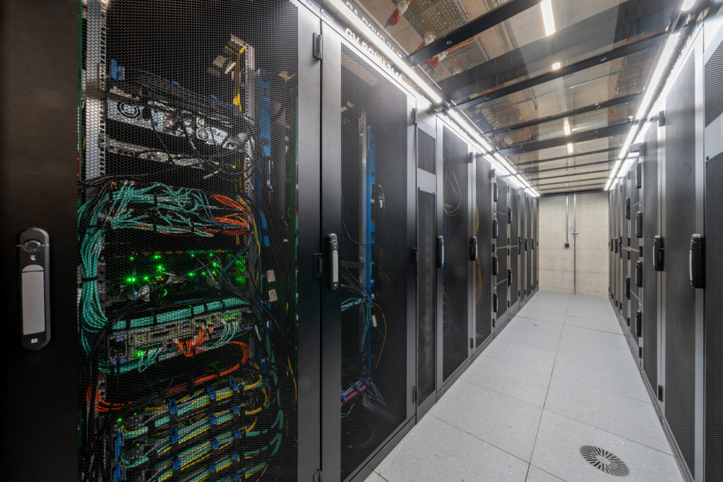 Private Cloud - itcnet AG - für Informatik- und Telematik-Lösungen, Netzwerk, Infrastruktur- und Cloud-Lösungen Private Cloud - itcnet AG - für Informatik- und Telematik-Lösungen, Netzwerk, Infrastruktur- und Cloud-Lösungen